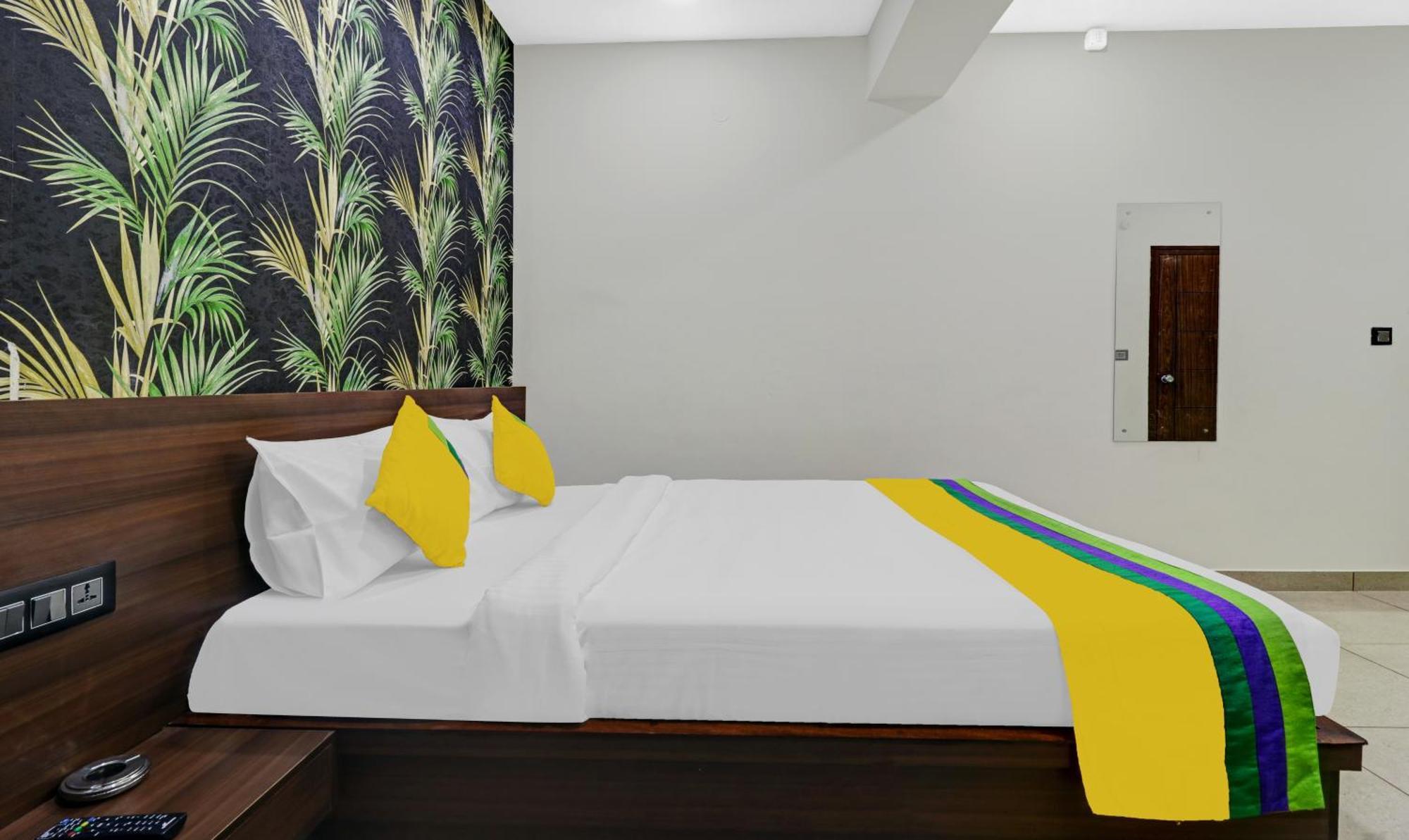 Hotel Nrm Residency Mysore Luaran gambar