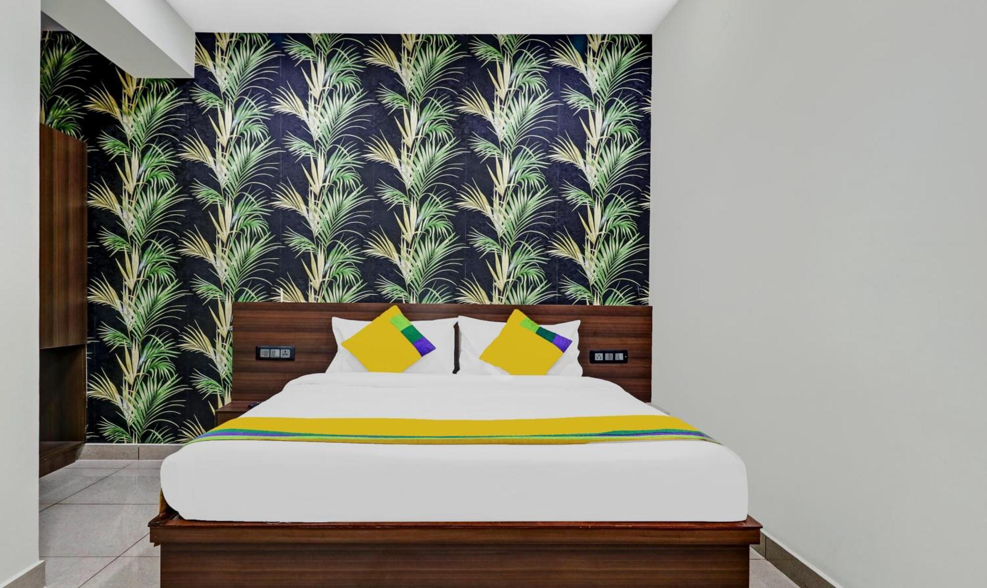 Hotel Nrm Residency Mysore Luaran gambar